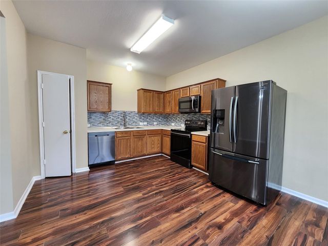 7539 Legacy Pines Drive, Cypress, TX 77433