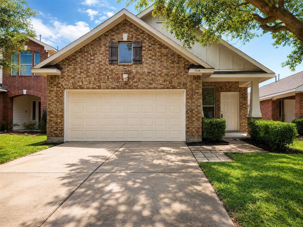 7539 Legacy Pines Drive, Cypress, TX 77433
