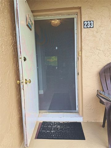 140 LAKE MERYL DRIVE 233, West Palm Beach, FL 33411