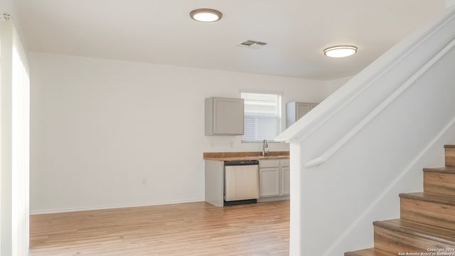 8823 mission, San Antonio, TX 78223