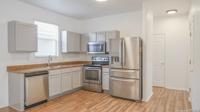 8823 mission, San Antonio, TX 78223