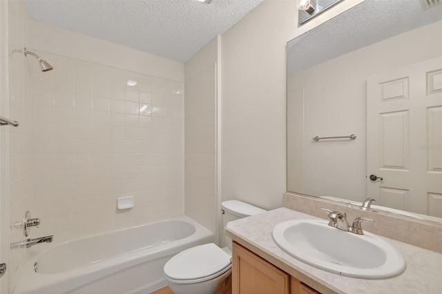 17035 SE 94TH BERRIEN COURT, The Villages, FL 32162