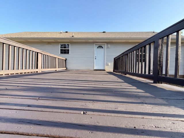 3244 S Senseney Cir, Clarksville, TN 37042