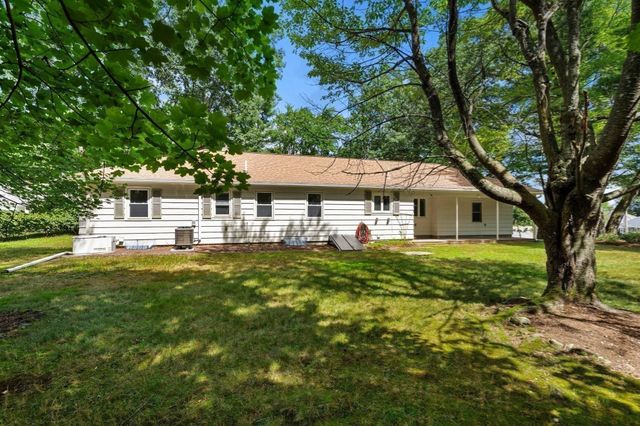 108 Westford, Chelmsford, MA 01824