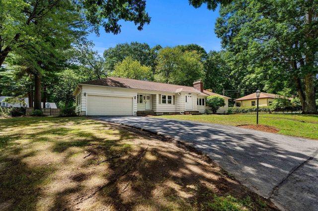 108 Westford, Chelmsford, MA 01824