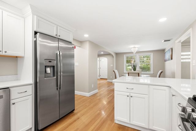 108 Westford, Chelmsford, MA 01824