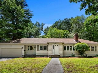 108 Westford, Chelmsford, MA 01824