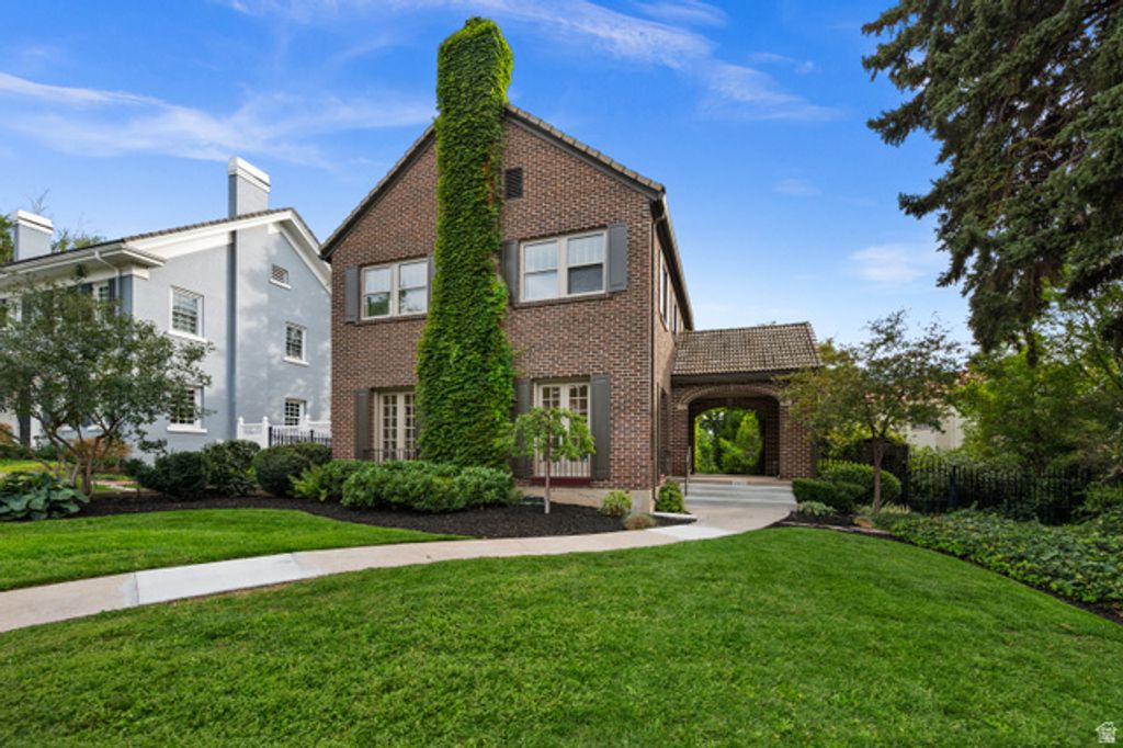 1432 E SOUTH TEMPLE ST, Salt Lake City, UT 84102 — exterior
