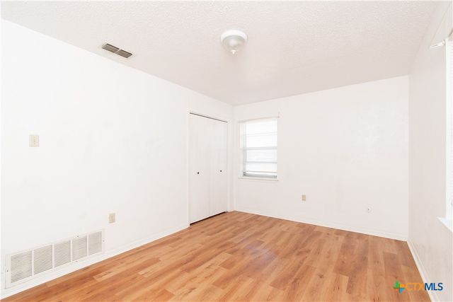 119 Wolf Road, Copperas Cove, TX 76522