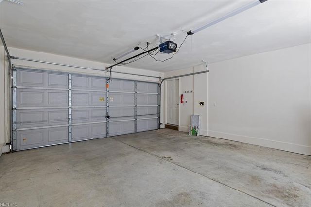 5261 Spring Cove WAY, Virginia Beach, VA 23464