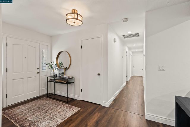 616 Minert Rd, Walnut Creek, CA 94598
