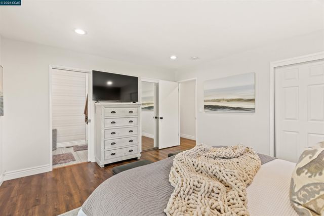 616 Minert Rd, Walnut Creek, CA 94598
