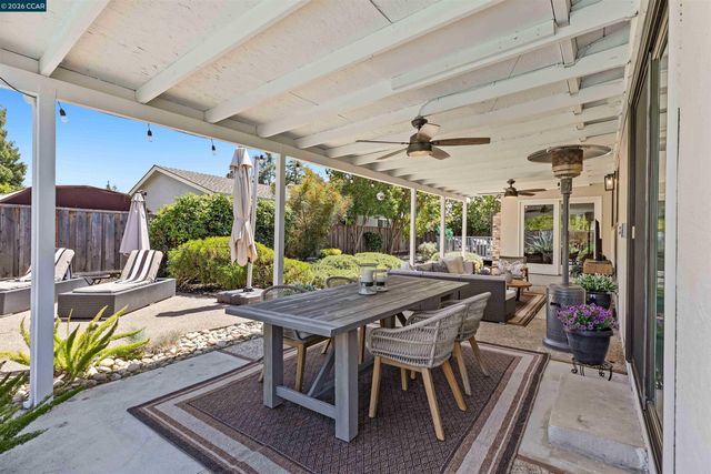616 Minert Rd, Walnut Creek, CA 94598