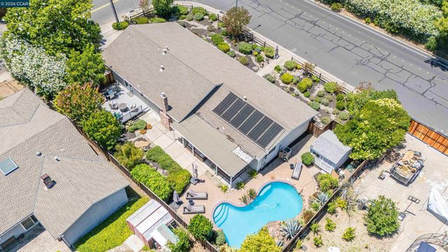 616 Minert Rd, Walnut Creek, CA 94598