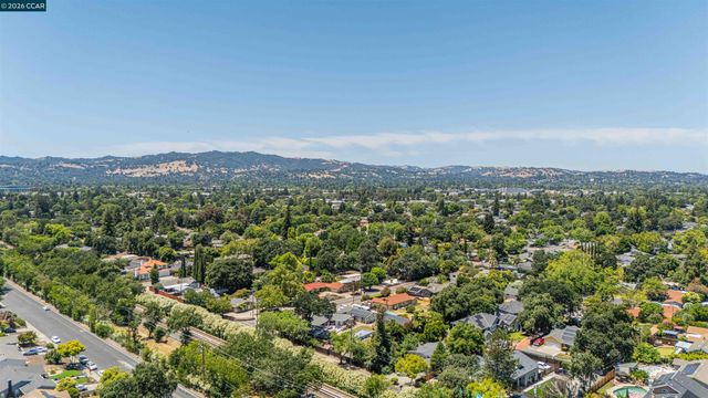 616 Minert Rd, Walnut Creek, CA 94598