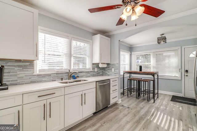 60 Hardeman Road B, Sandy Springs, GA 30342