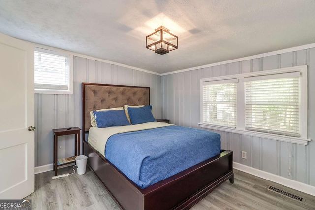 60 Hardeman Road B, Sandy Springs, GA 30342