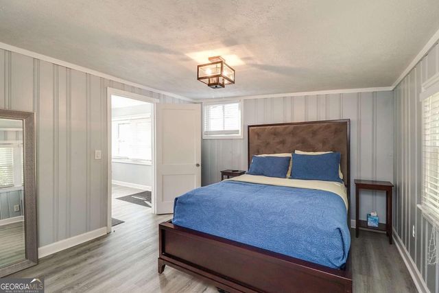 60 Hardeman Road B, Sandy Springs, GA 30342