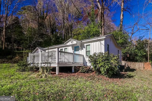 60 Hardeman Road B, Sandy Springs, GA 30342