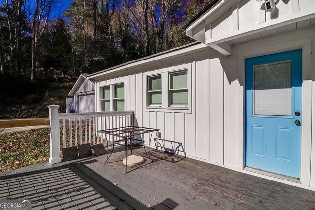 60 Hardeman Road B, Sandy Springs, GA 30342