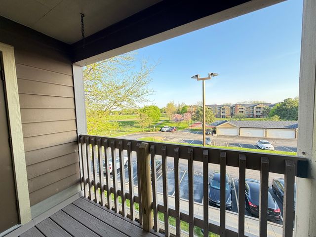 127 Glengarry Drive 307, Bloomingdale, IL 60108