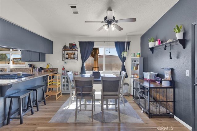 13647 Mesquite, Oak Hills, CA 92344