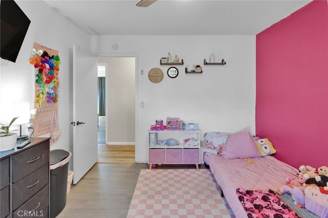 13647 Mesquite, Oak Hills, CA 92344