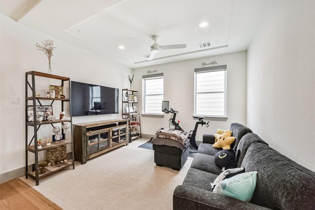 801 Fisher Street A, Houston, TX 77018