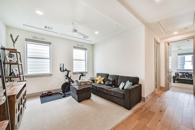 801 Fisher Street A, Houston, TX 77018