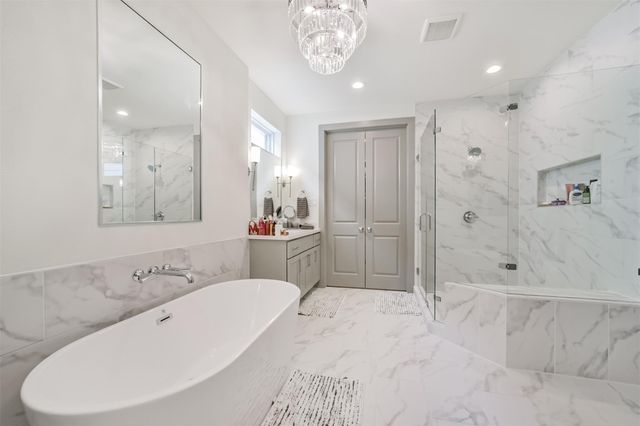 801 Fisher Street A, Houston, TX 77018