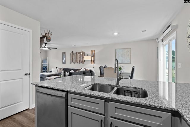 401 Middlebury Lane, Hopkins, SC 29061