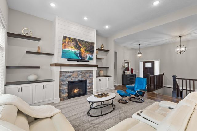 14195 Juneau Lane N, Dayton, MN 55327