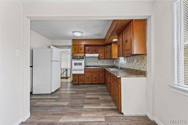 5625 Curry Avenue, St Louis, MO 63136
