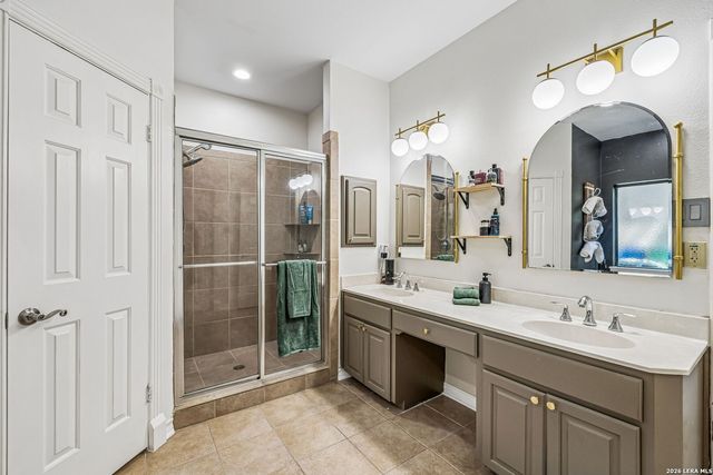 8618 London Hts, San Antonio, TX 78254