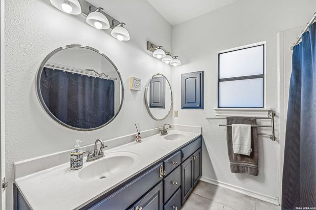 8618 London Hts, San Antonio, TX 78254