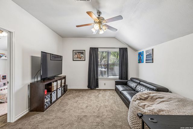 8618 London Hts, San Antonio, TX 78254