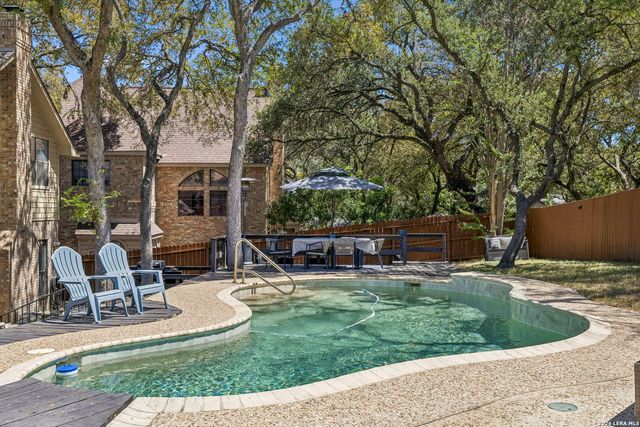 8618 London Hts, San Antonio, TX 78254