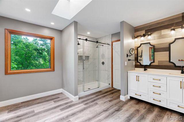 1840 Prince John Court, Lake Sherwood, MO 63357