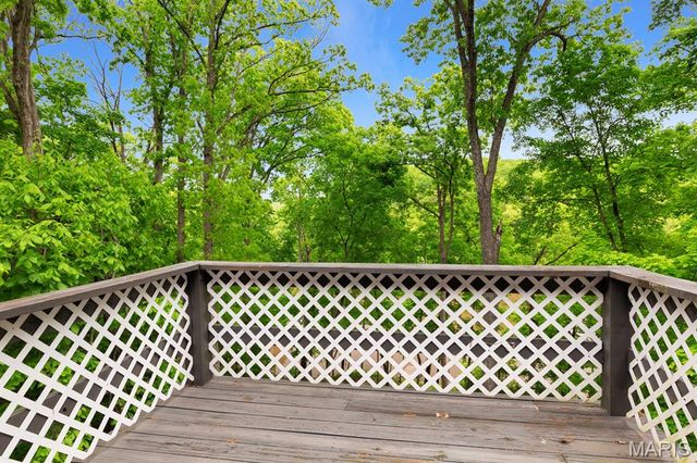 1840 Prince John Court, Lake Sherwood, MO 63357