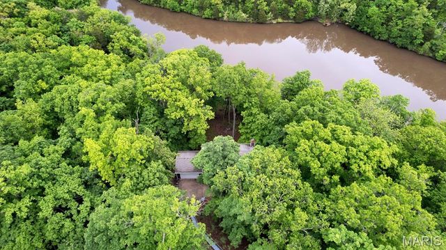 1840 Prince John Court, Lake Sherwood, MO 63357