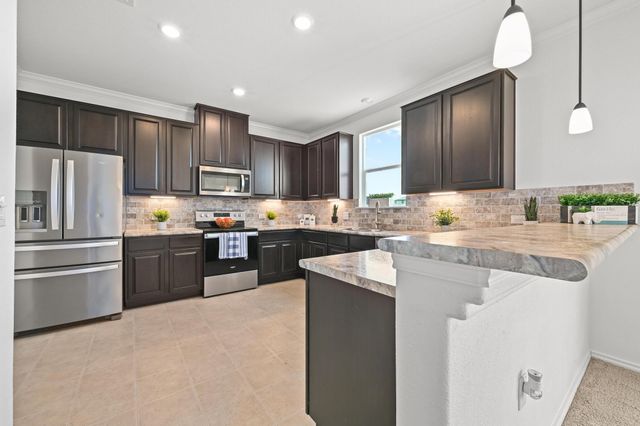 6204 Conestoga Wagon WAY, Del Valle, TX 78617