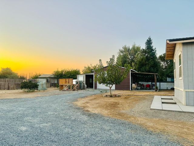 22788 Maple Street, Chowchilla, CA 93610