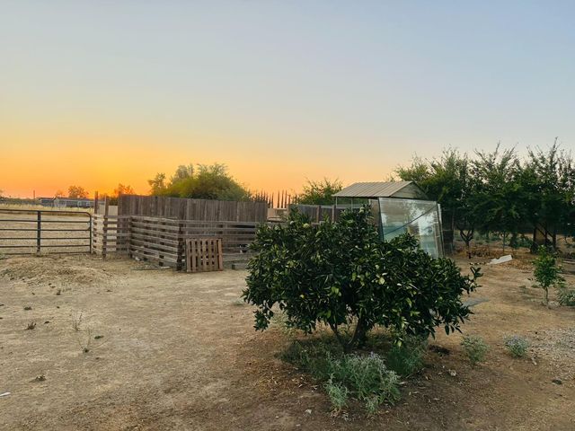 22788 Maple Street, Chowchilla, CA 93610