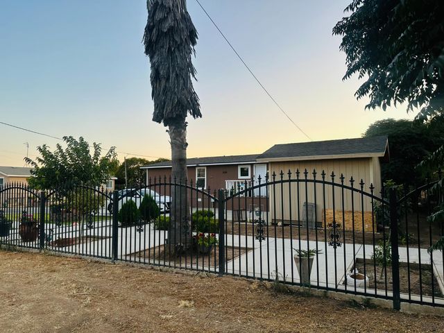 22788 Maple Street, Chowchilla, CA 93610