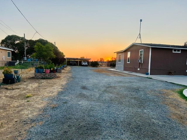 22788 Maple Street, Chowchilla, CA 93610