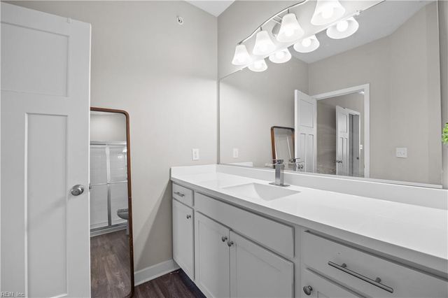 820 Celia CT, Hampton, VA 23666