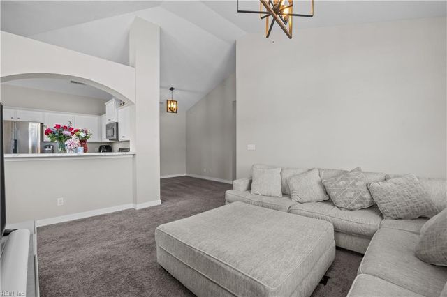 820 Celia CT, Hampton, VA 23666