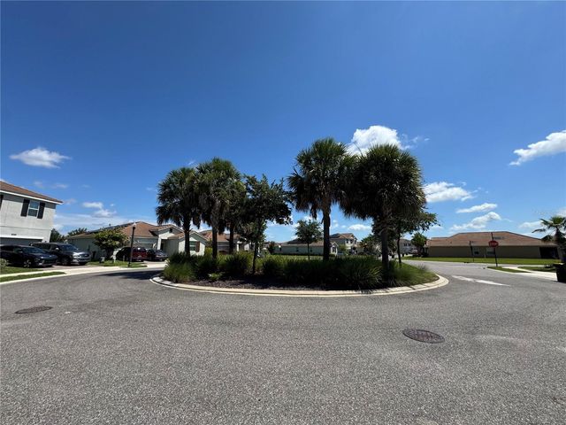 1512 OAK MARSH LOOP, Davenport, FL 33837