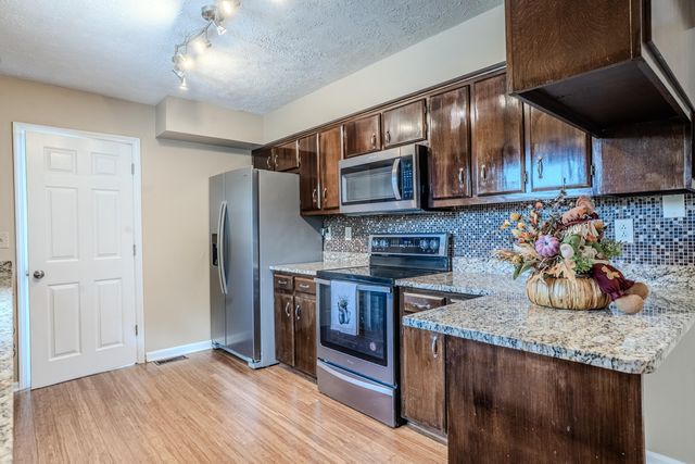 120 Lindenwood Lane, Frankfort, KY 40601