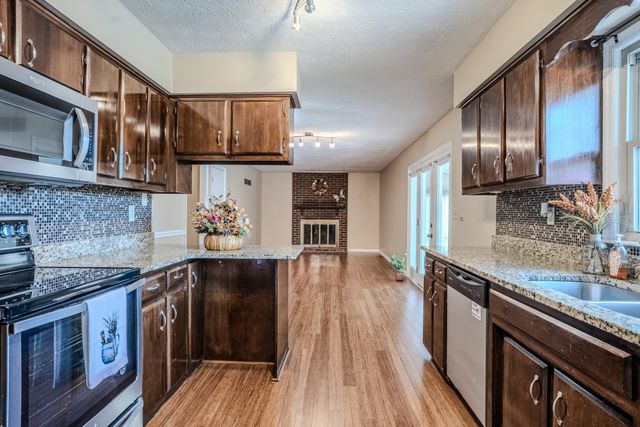120 Lindenwood Lane, Frankfort, KY 40601